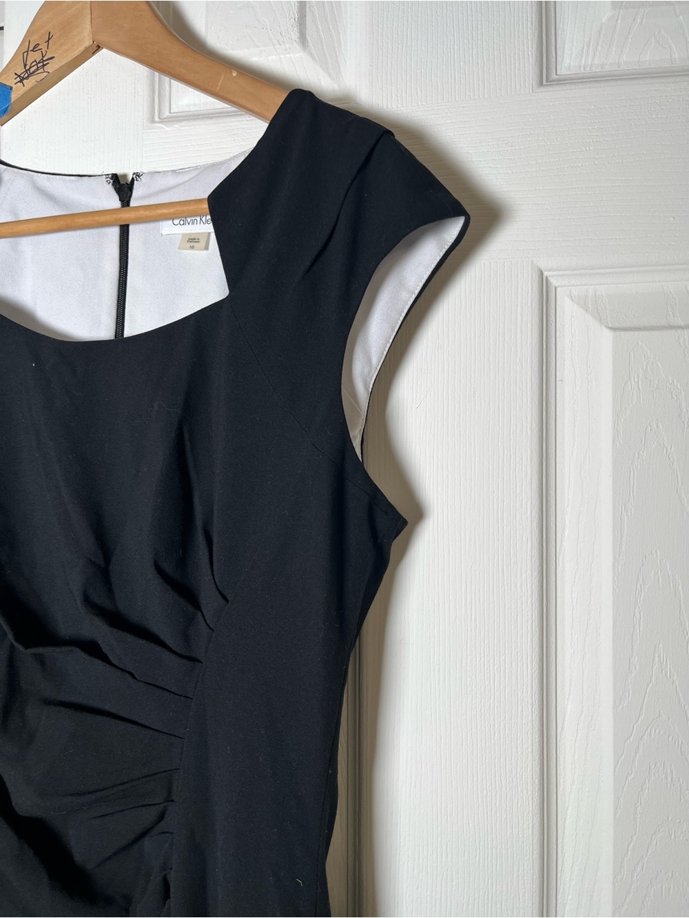 Calvin Klein Black Ruched Sheath Dress Square Neck Size 10 - Picture 6 of 16